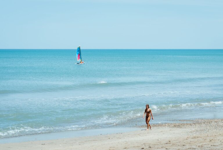 Plages nudistes : guide et conseils de visite